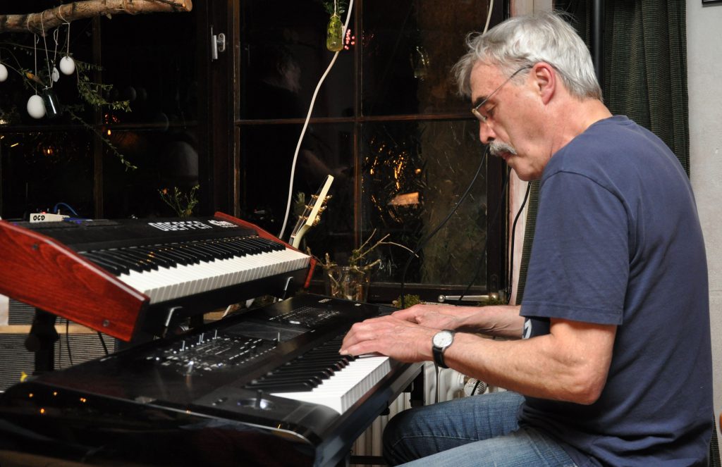 Reinhold an den Keyboards